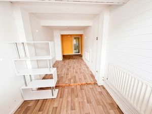 Photo 12- click for photo gallery